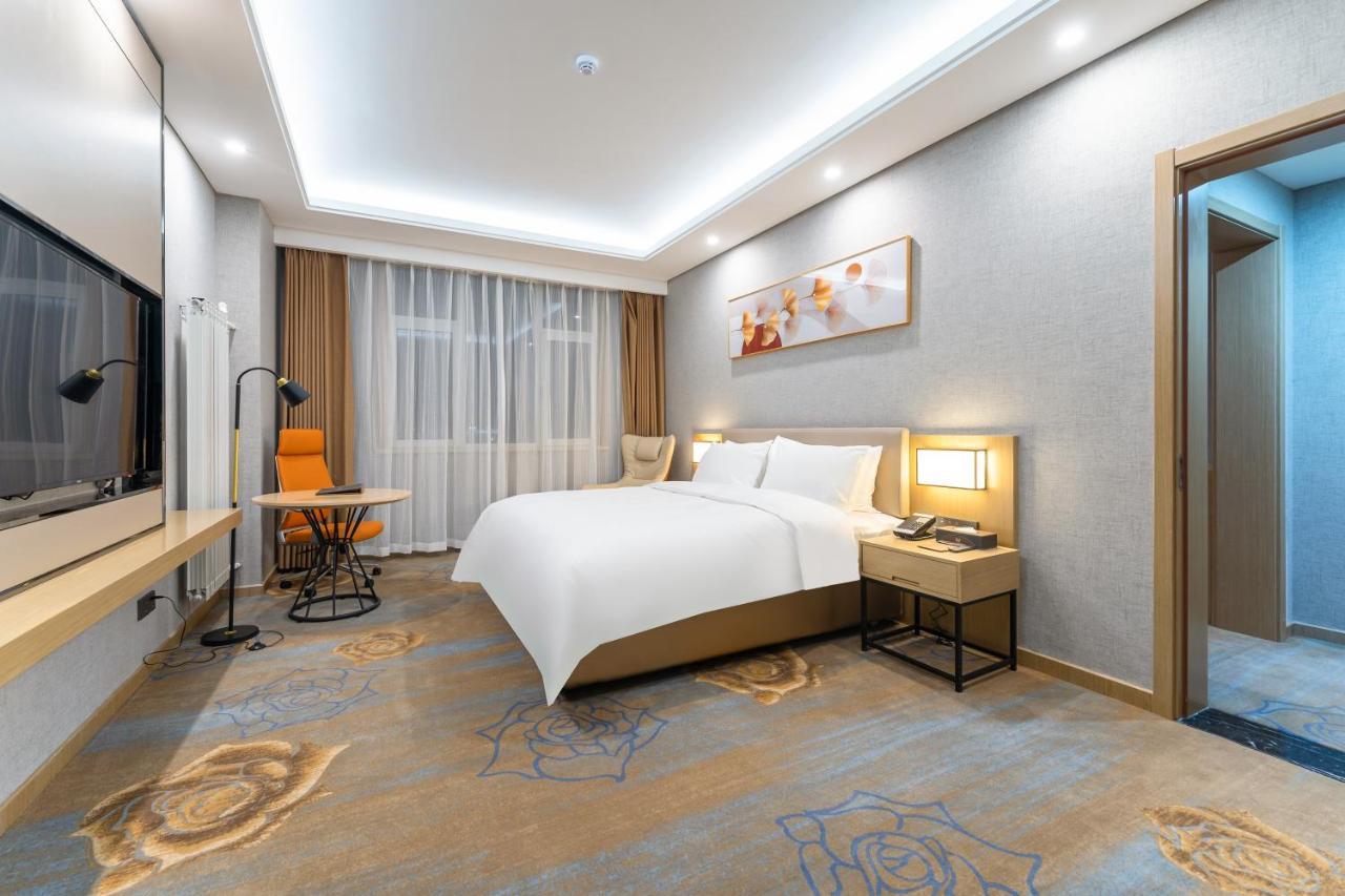 Joy Fall Hotel Jiaozhou Bagian luar foto